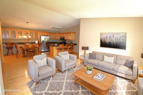 Townhouse For Sale - 829 Autumn Way<br/> Stillwater, MN 55082
