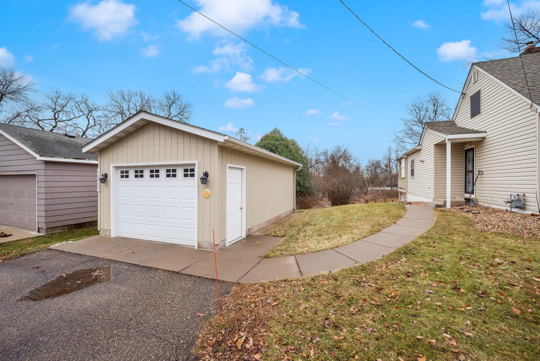 10605 Belmont Road, Hopkins, Minnesota image 11