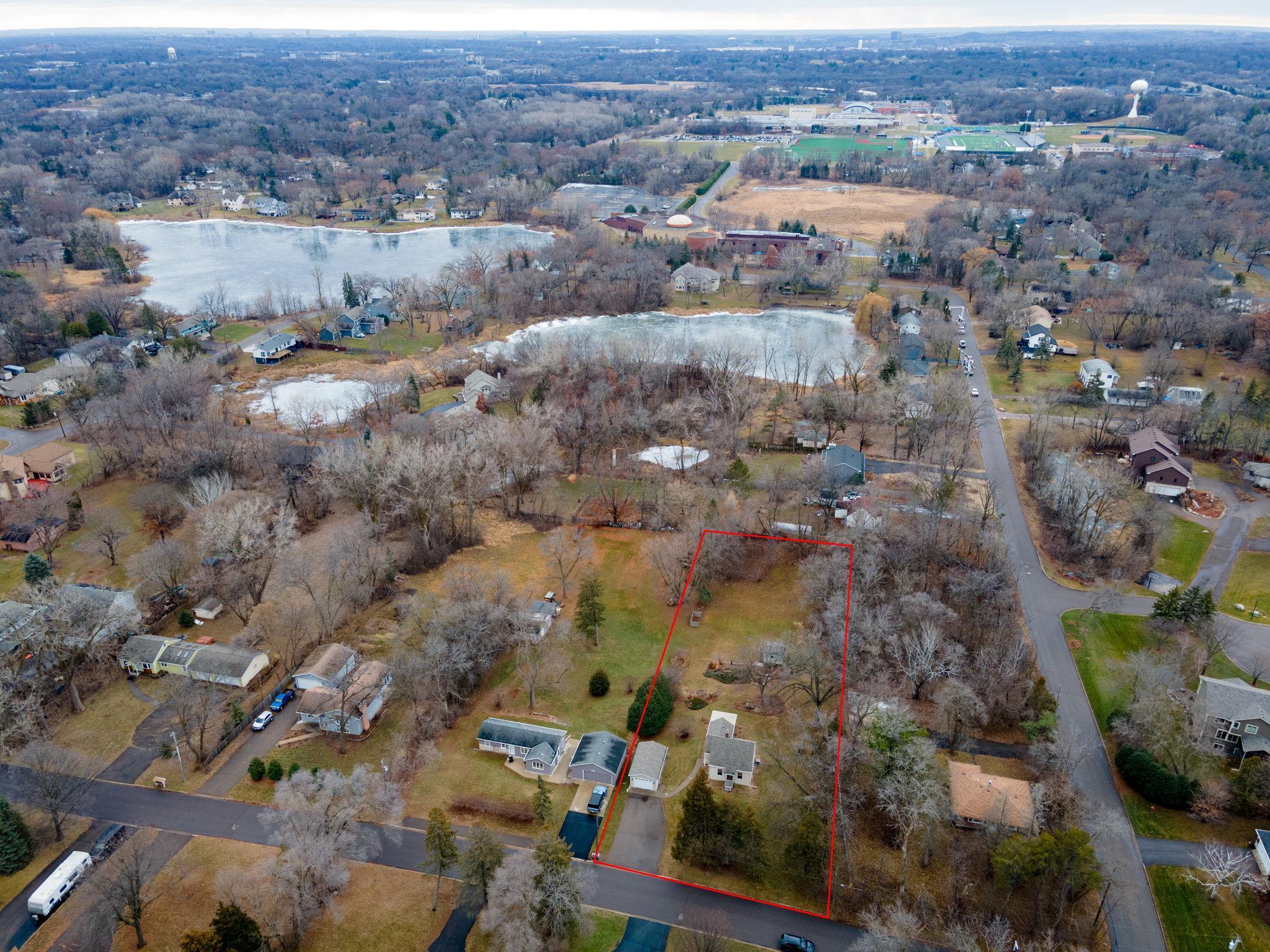 10605 Belmont Road, Hopkins, Minnesota image 3