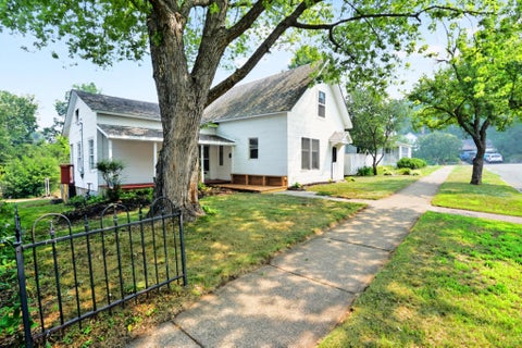 Homes For Sale - 619 Locust Street<br/> Saint Croix County, Hudson, WI 54016