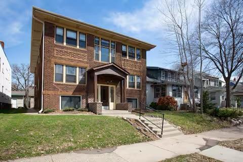Condo For Sale - 3229 Garfield Avenue<br/> Minneapolis, MN 55408