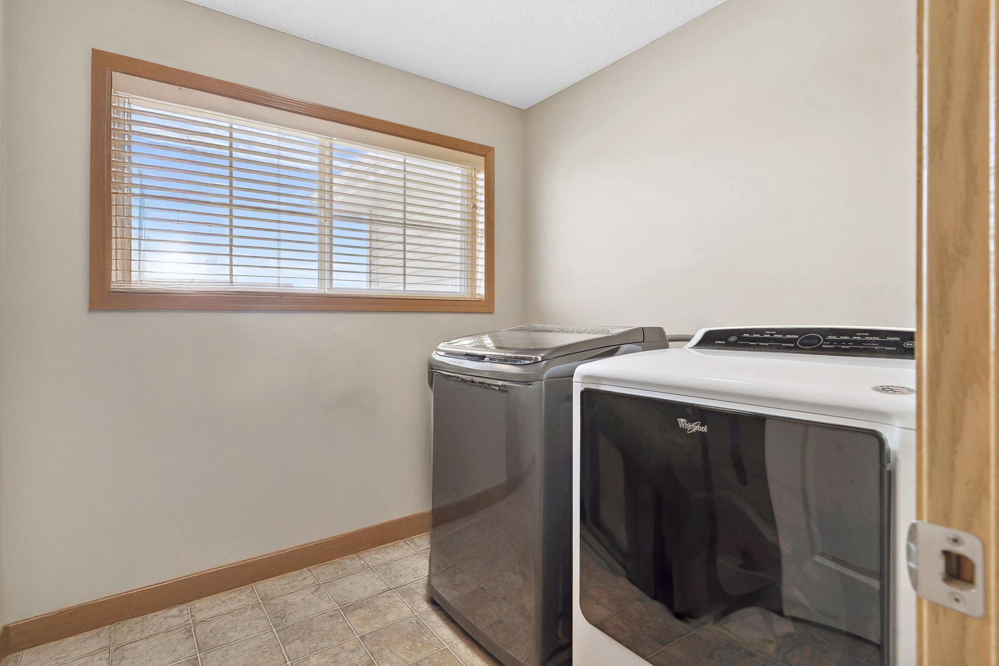 1750 Fox Run, Shakopee, Minnesota image 20