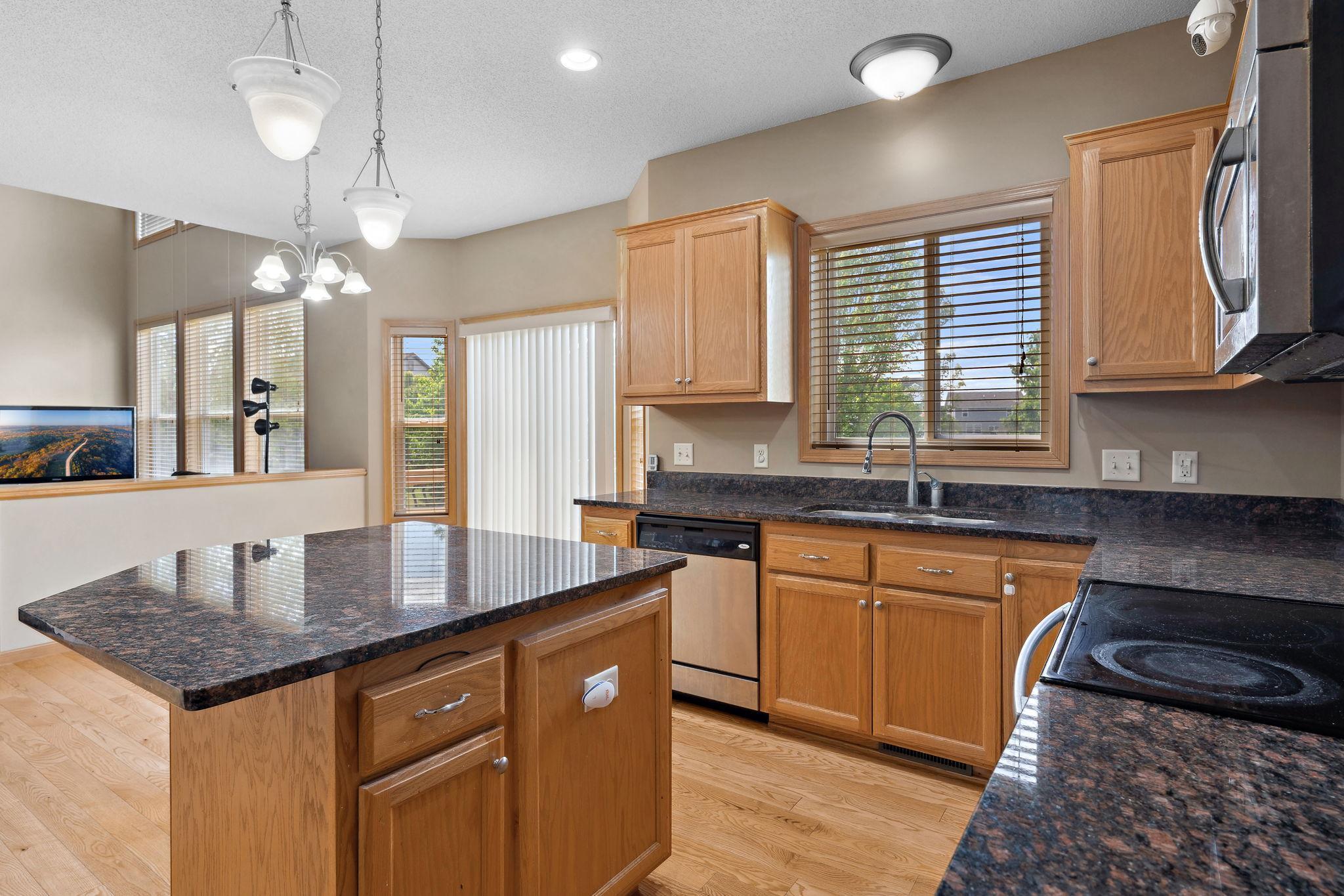1750 Fox Run, Shakopee, Minnesota image 7