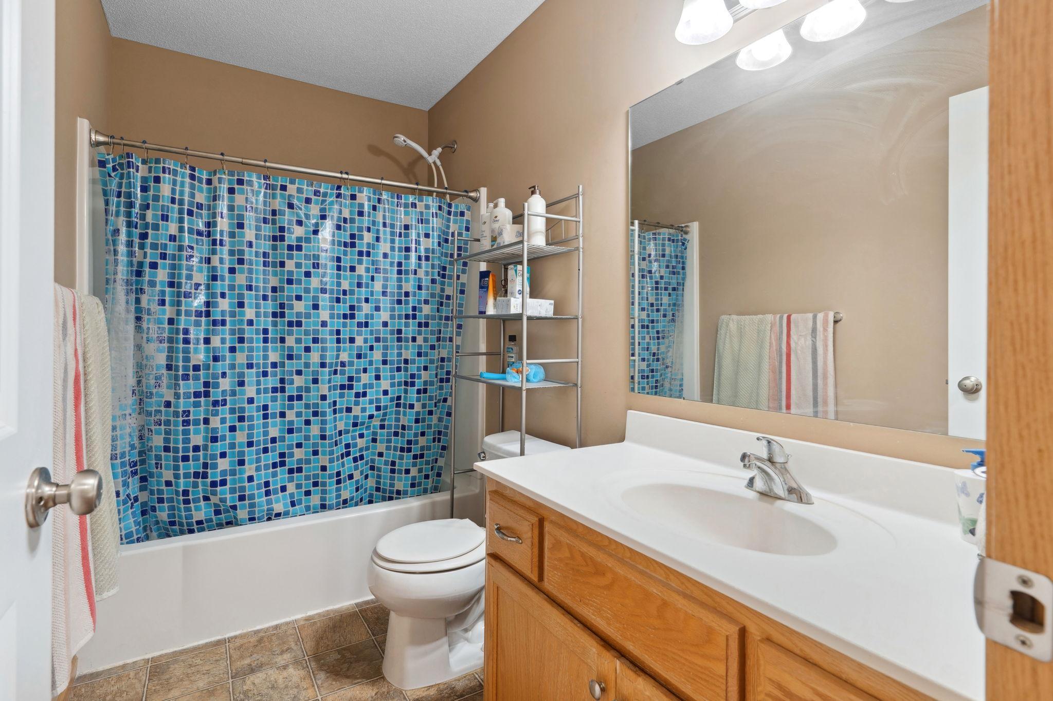 1750 Fox Run, Shakopee, Minnesota image 16