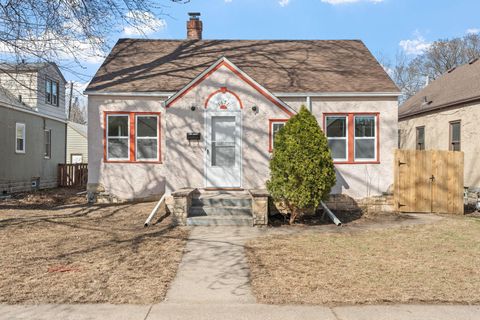 Homes For Sale - 1671 Edmund Avenue<br/> Ramsey County, Saint Paul, MN 55104