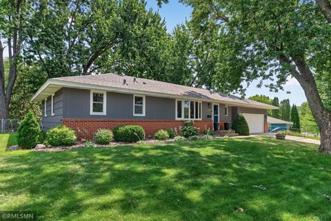 Homes For Sale - 10307 Wentworth Avenue<br/> Hennepin County, Minneapolis, MN 55420