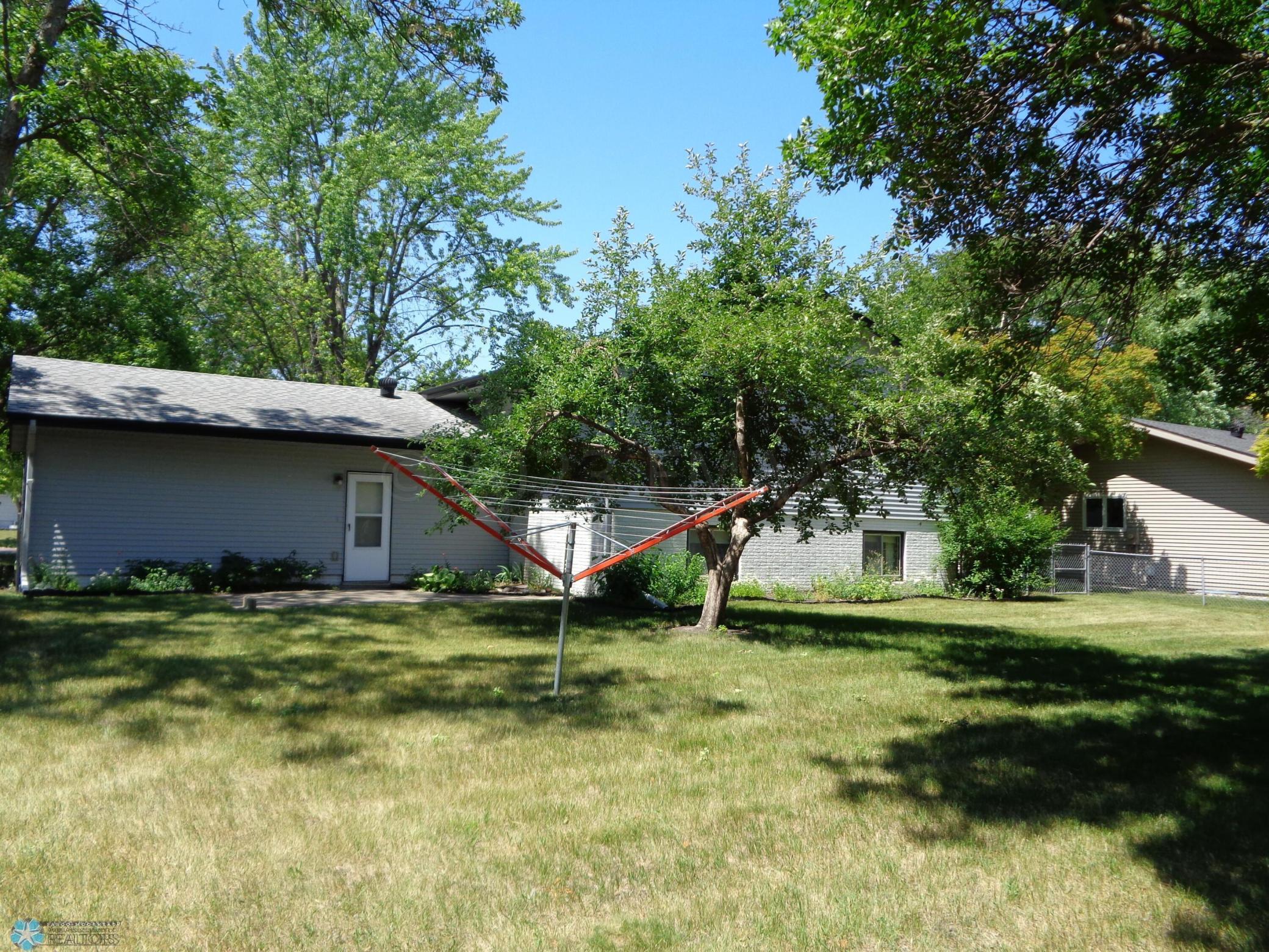 2586 Atlantic Drive, Fargo, North Dakota image 3