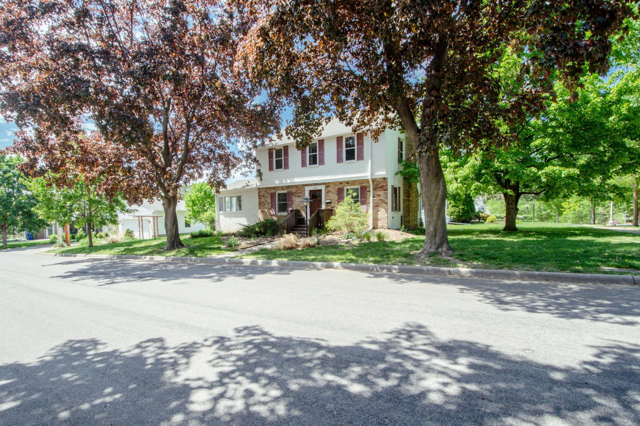 1904 Saunders Avenue, Saint Paul, Minnesota image 29