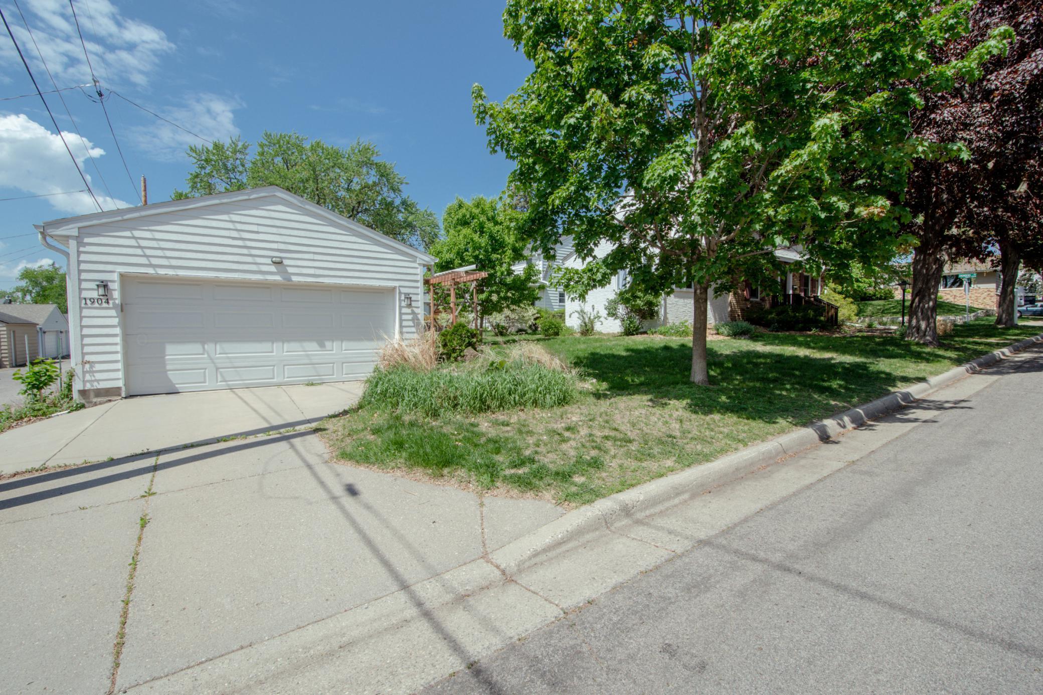 1904 Saunders Avenue, Saint Paul, Minnesota image 31