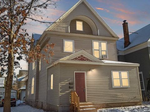 Multifamily For Sale - 2725 Dupont Avenue<br/> Minneapolis, MN 55408