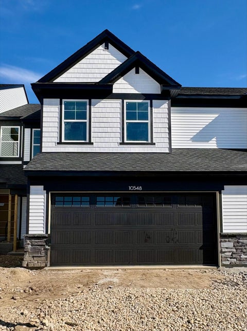 Townhouse For Sale - 10548 Harbor Lane<br/> Hennepin County, Maple Grove, MN 55369
