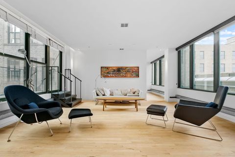 Condo For Sale - 290 Market Street<br/> Minneapolis, MN 55405