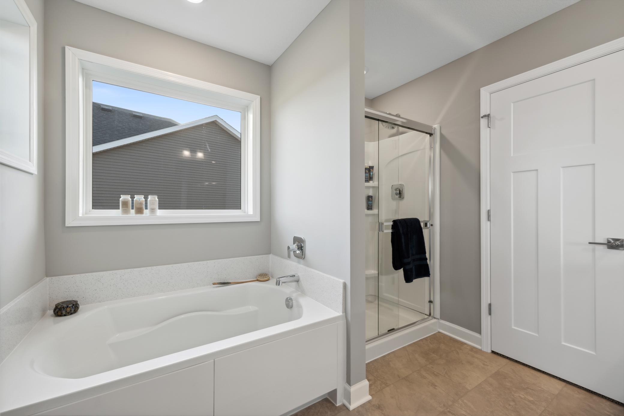 18136 Hounds Drive, Lakeville, Minnesota image 11