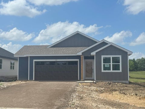 Homes For Sale - 732 Vista Court<br/> Hanover, MN 55341