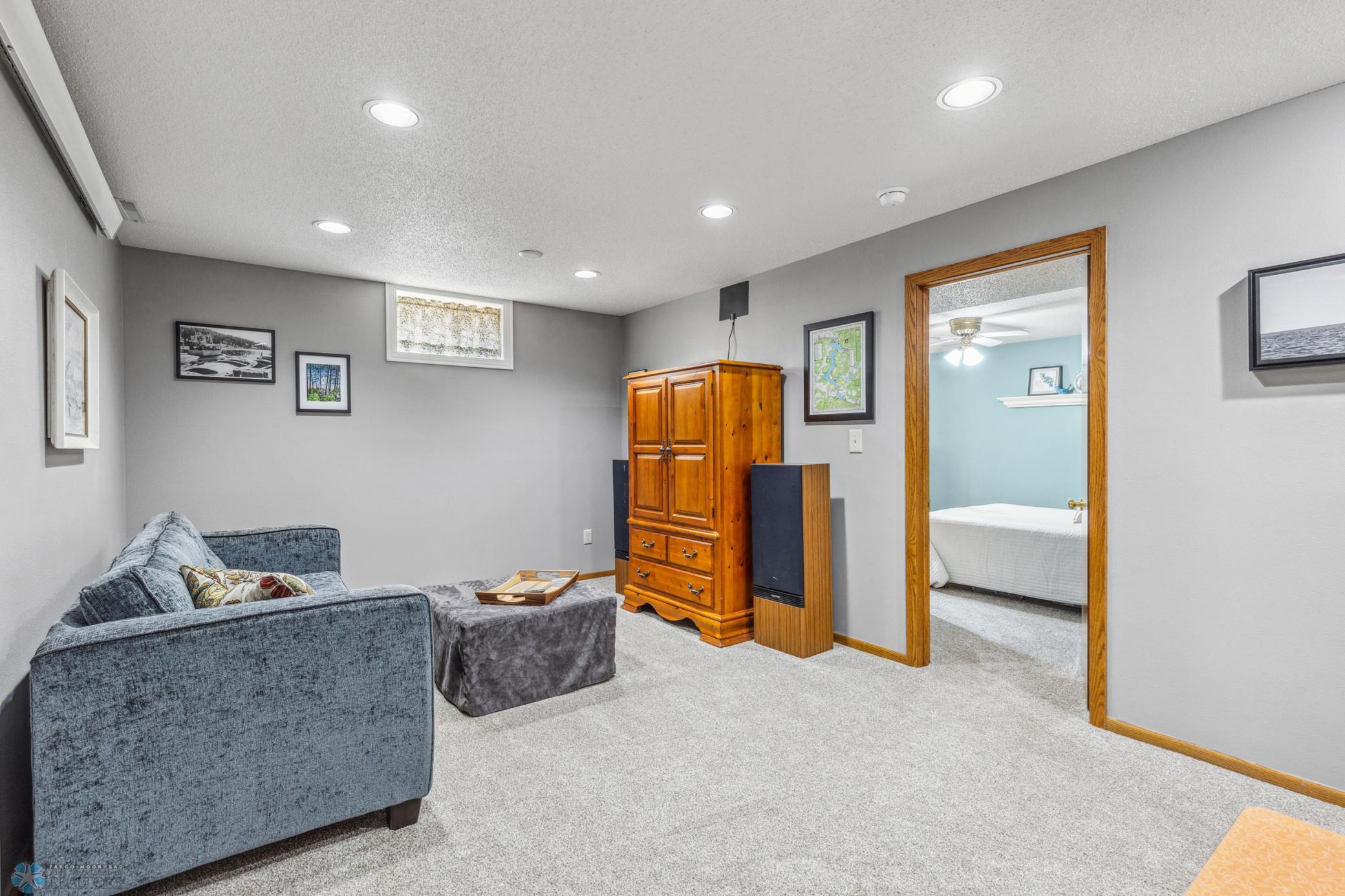 8211 28th Street, Moorhead, Minnesota image 36