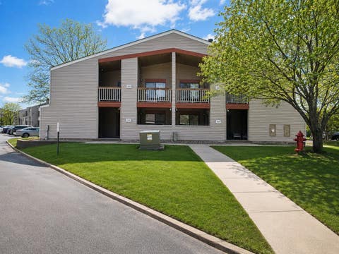 Condo For Sale - 350 Shelard Parkway<br/> Minneapolis, MN 55426