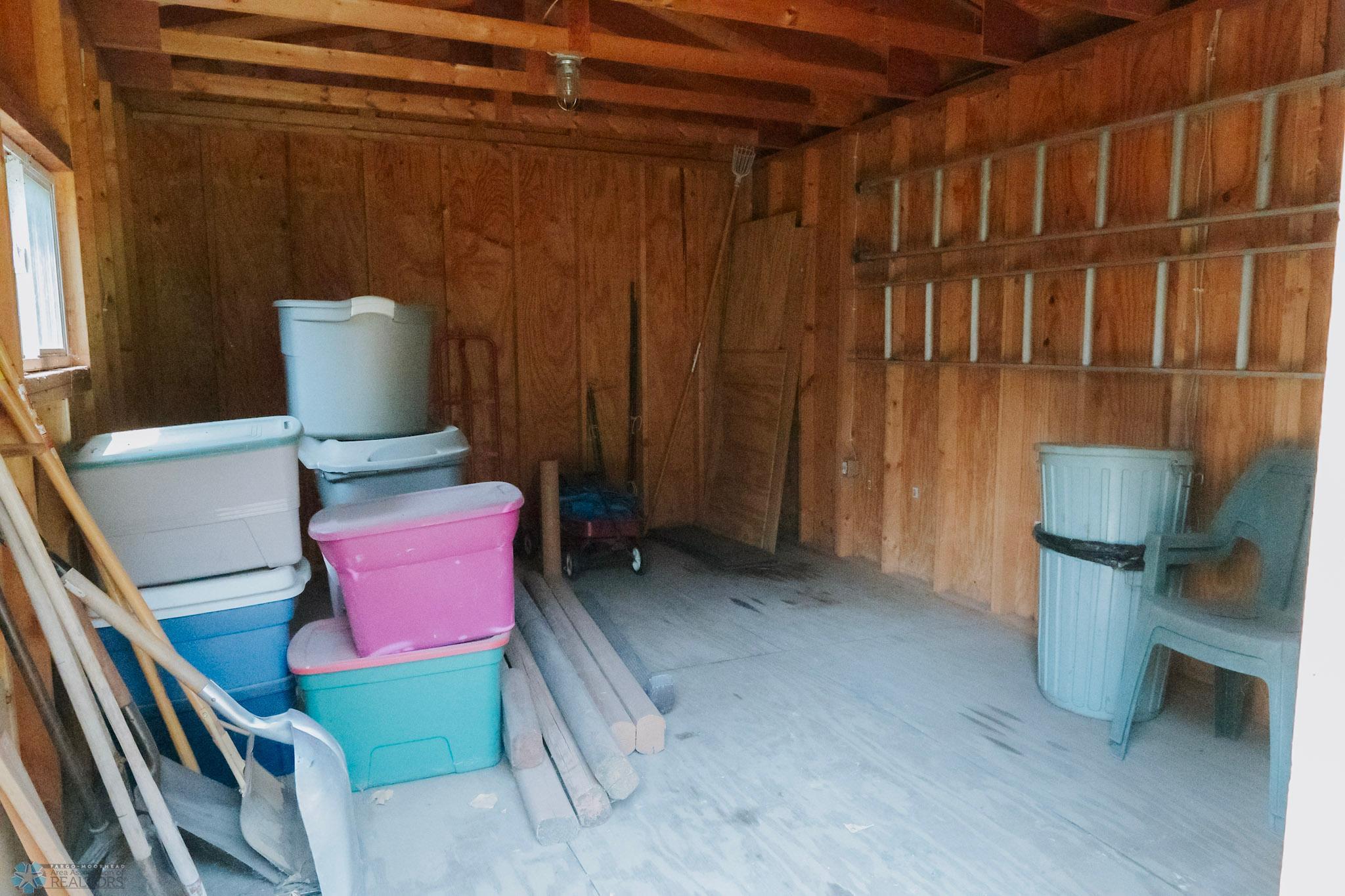 Valley City, North Dakota 58072, United States, 3 Bedrooms Bedrooms, ,2 BathroomsBathrooms,Residential,Pending,191078