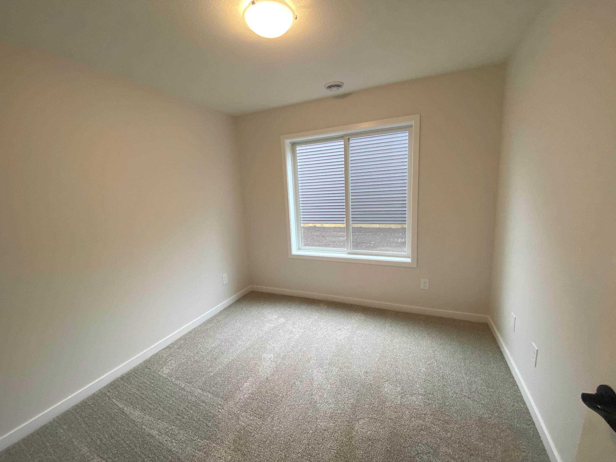 1086 Falcon Road, Rochester, Minnesota image 13