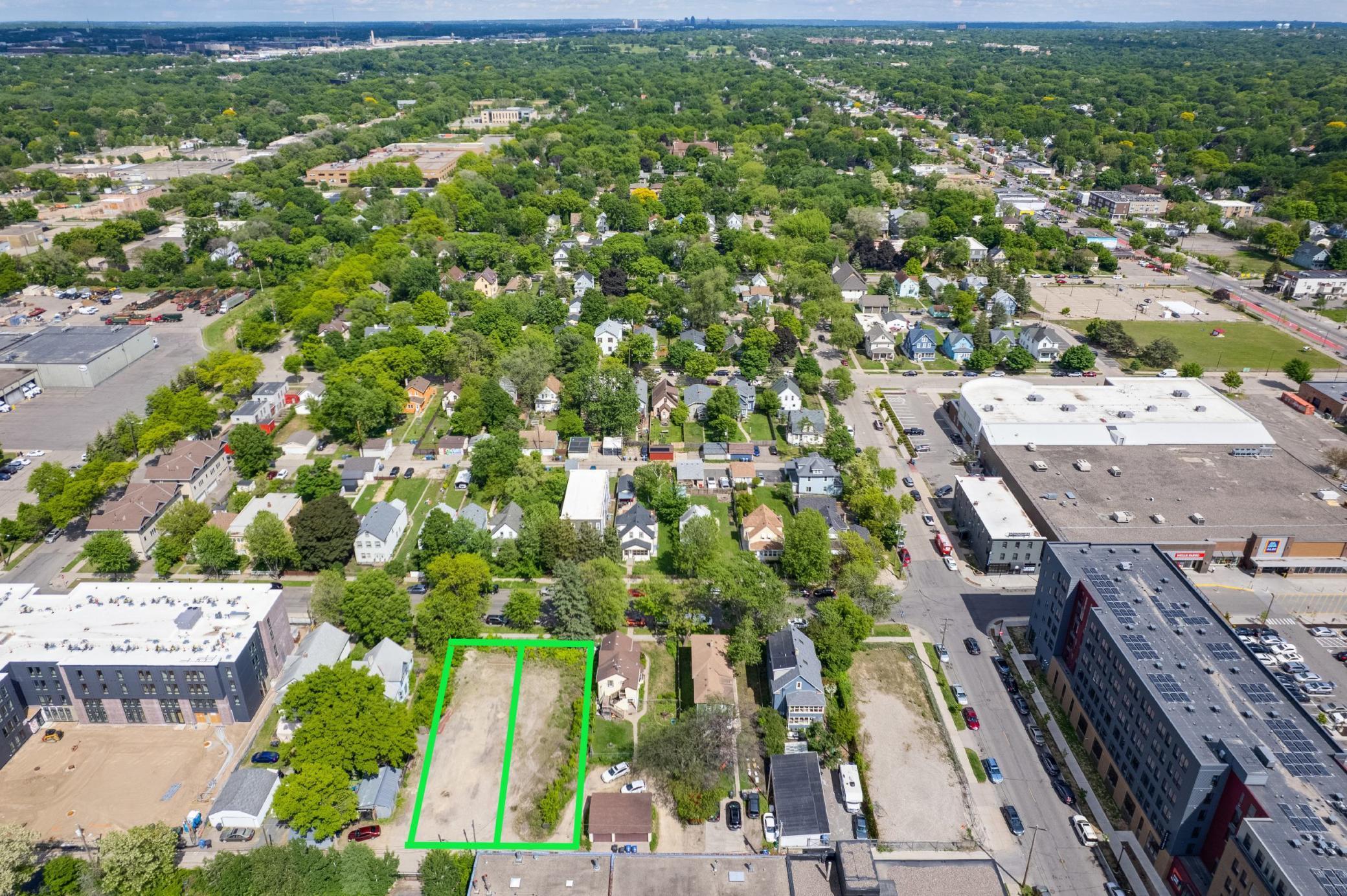 2828 & 2824 27th Avenue, Minneapolis, Minnesota image 3