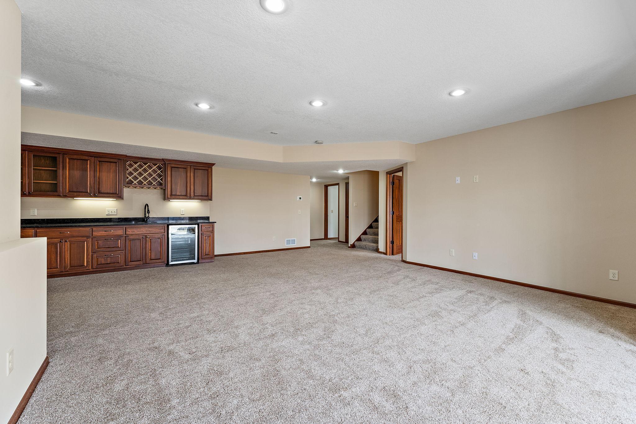 1206 Goldenray Drive, Faribault, Minnesota image 44