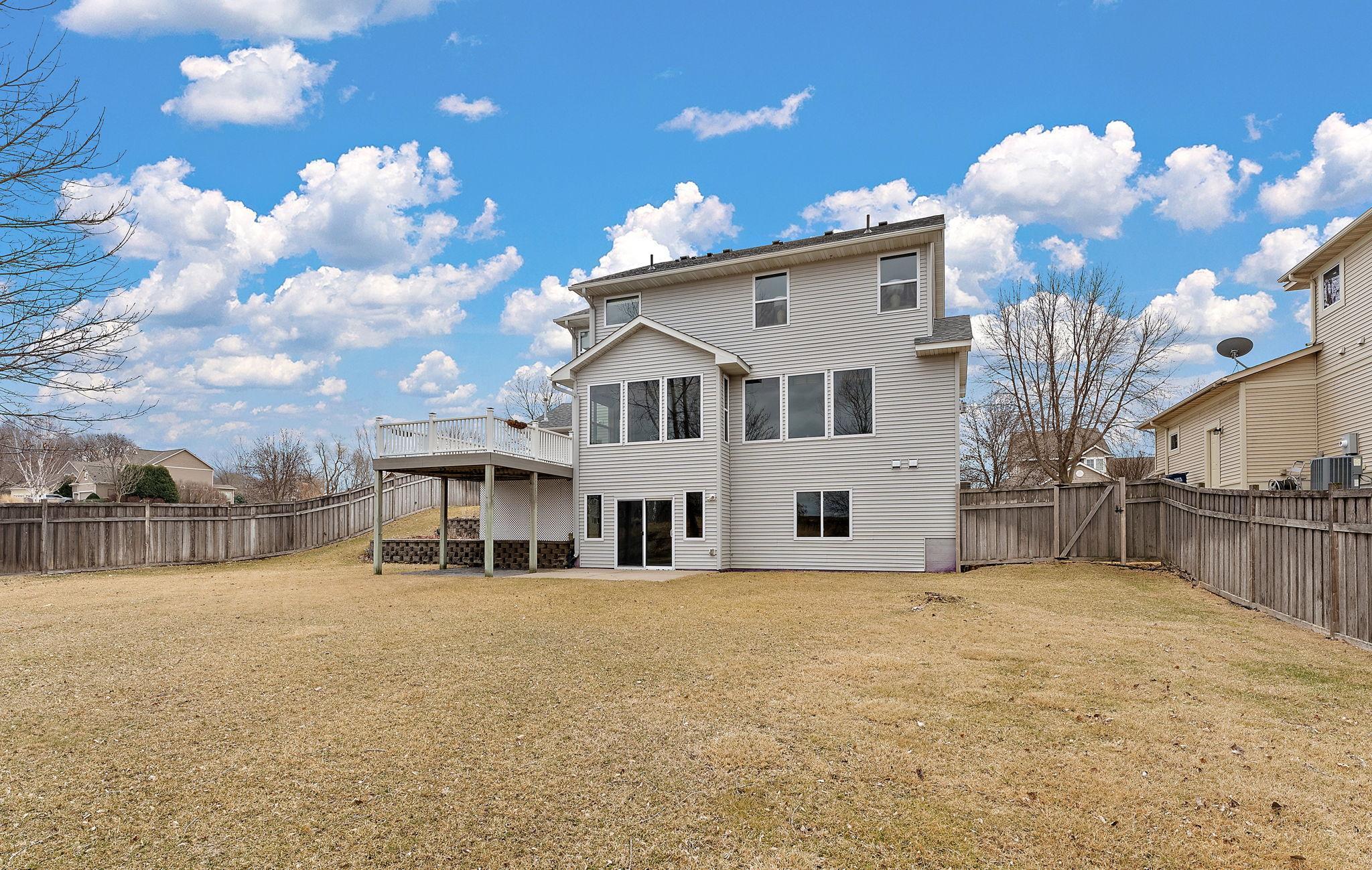 1206 Goldenray Drive, Faribault, Minnesota image 7