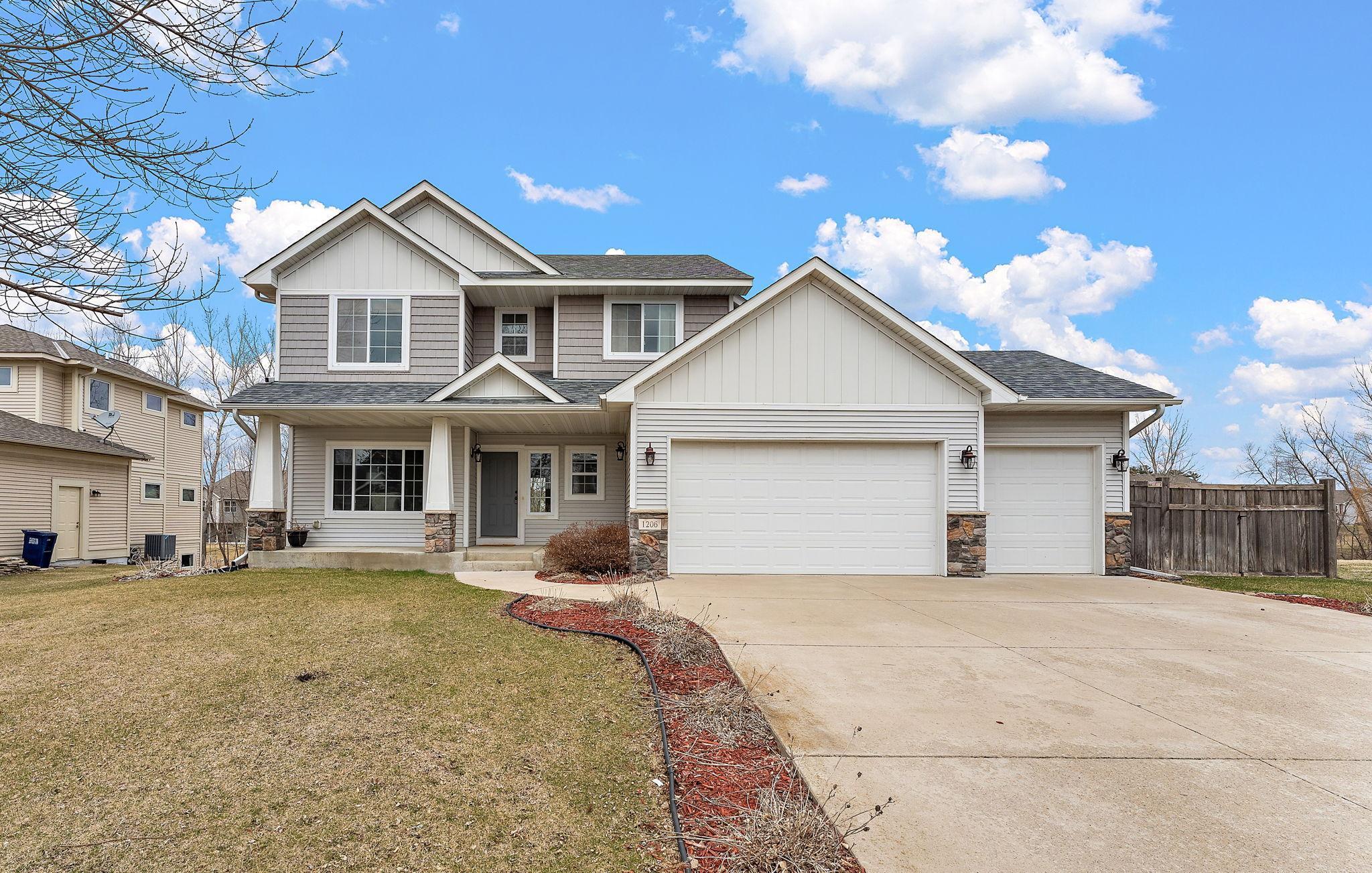 1206 Goldenray Drive, Faribault, Minnesota image 3