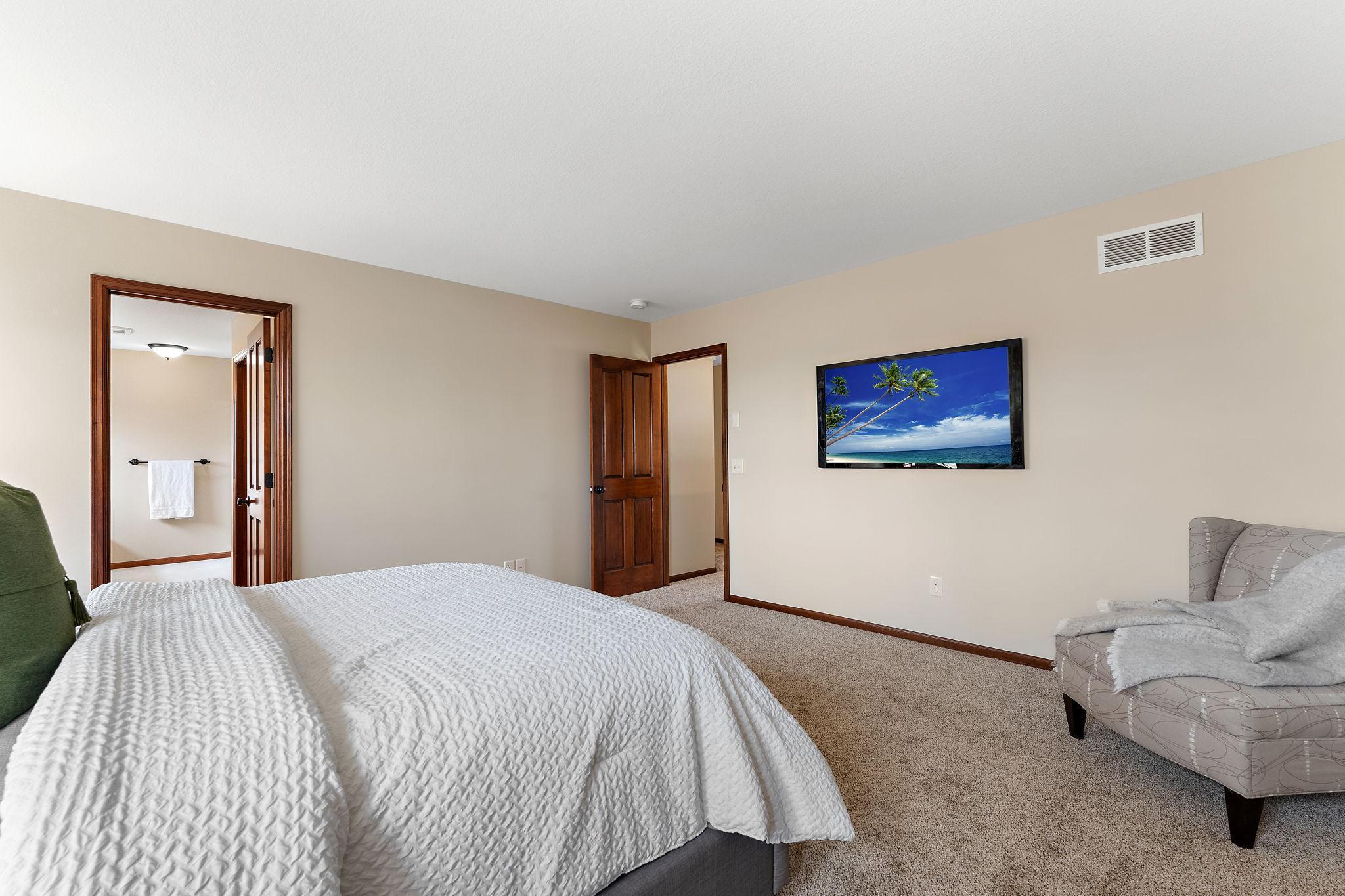 1206 Goldenray Drive, Faribault, Minnesota image 34