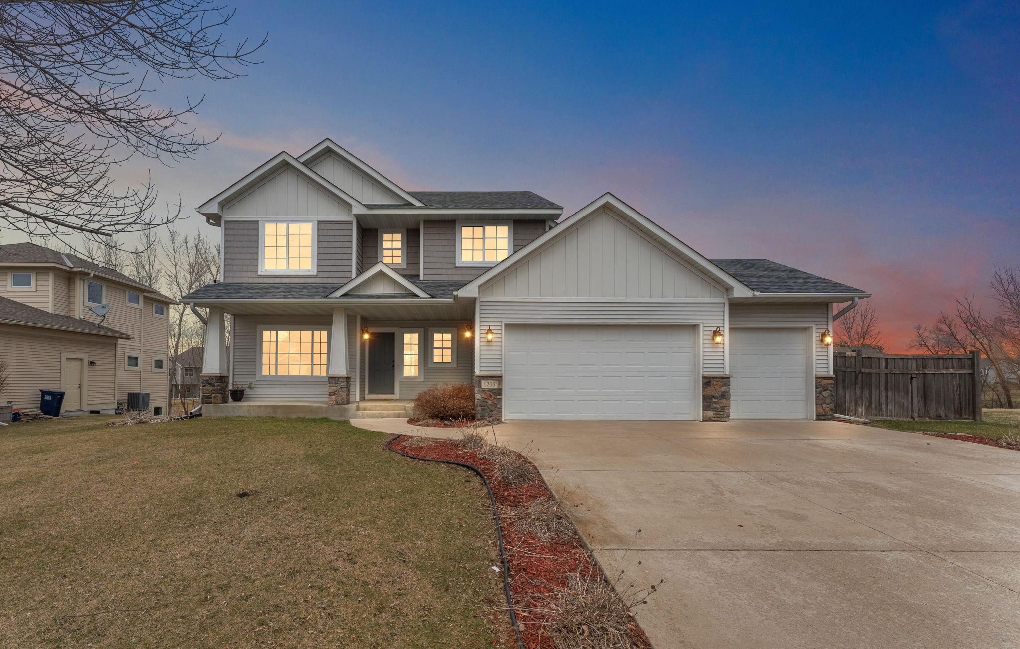 1206 Goldenray Drive, Faribault, Minnesota image 1