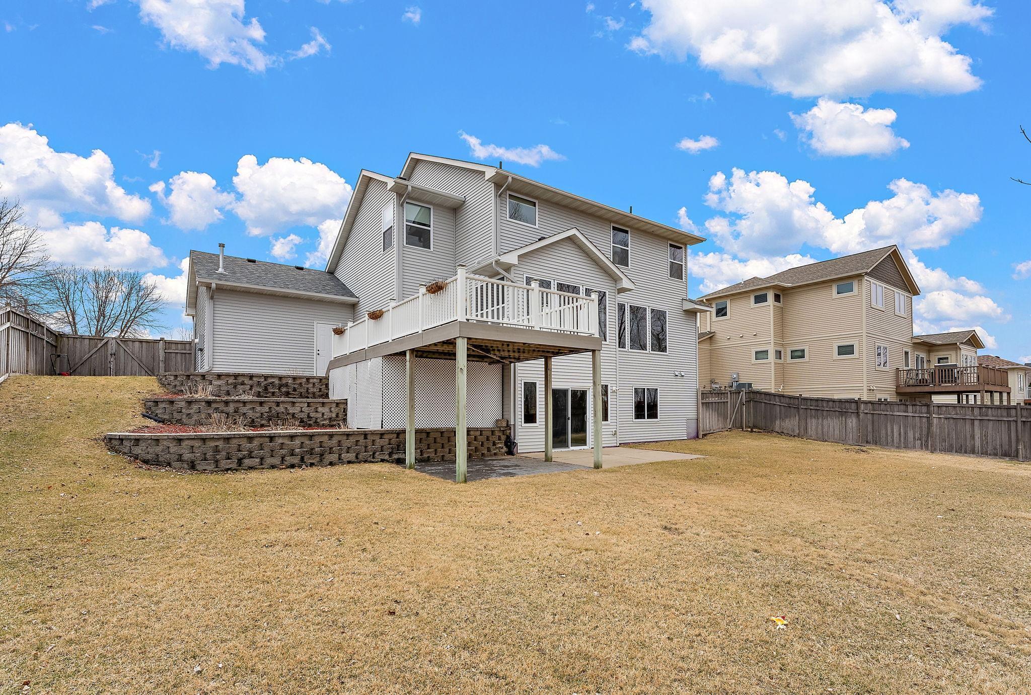 1206 Goldenray Drive, Faribault, Minnesota image 9