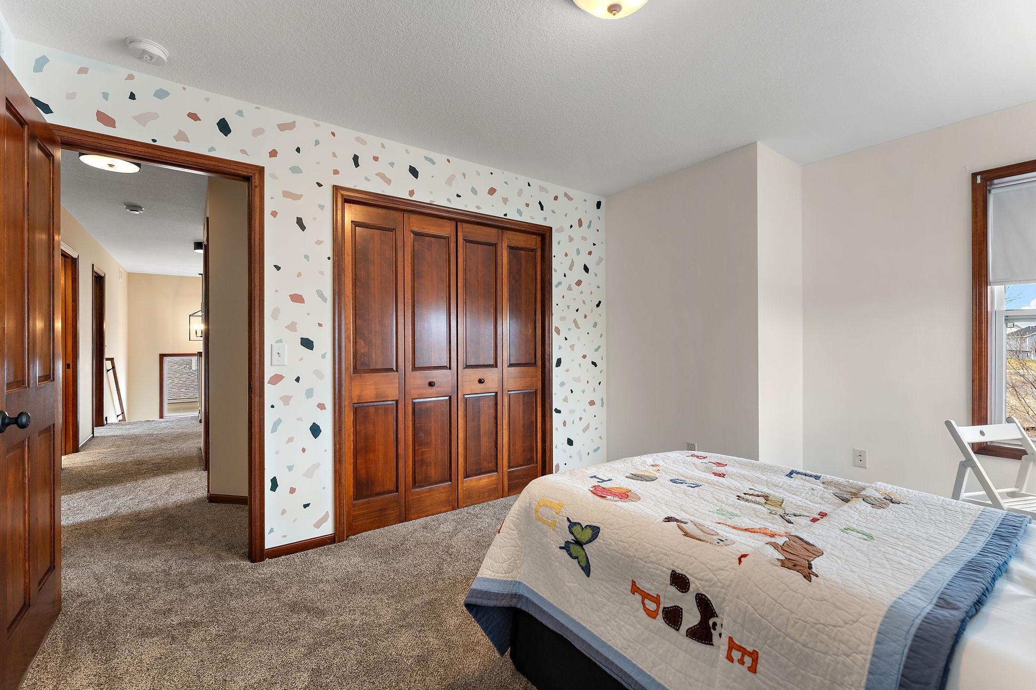 1206 Goldenray Drive, Faribault, Minnesota image 31