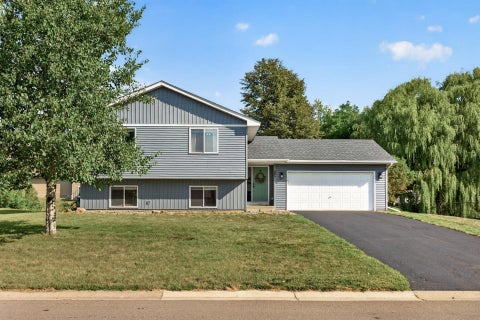 Homes For Sale - 6877 174th Street<br/> Farmington, MN 55024