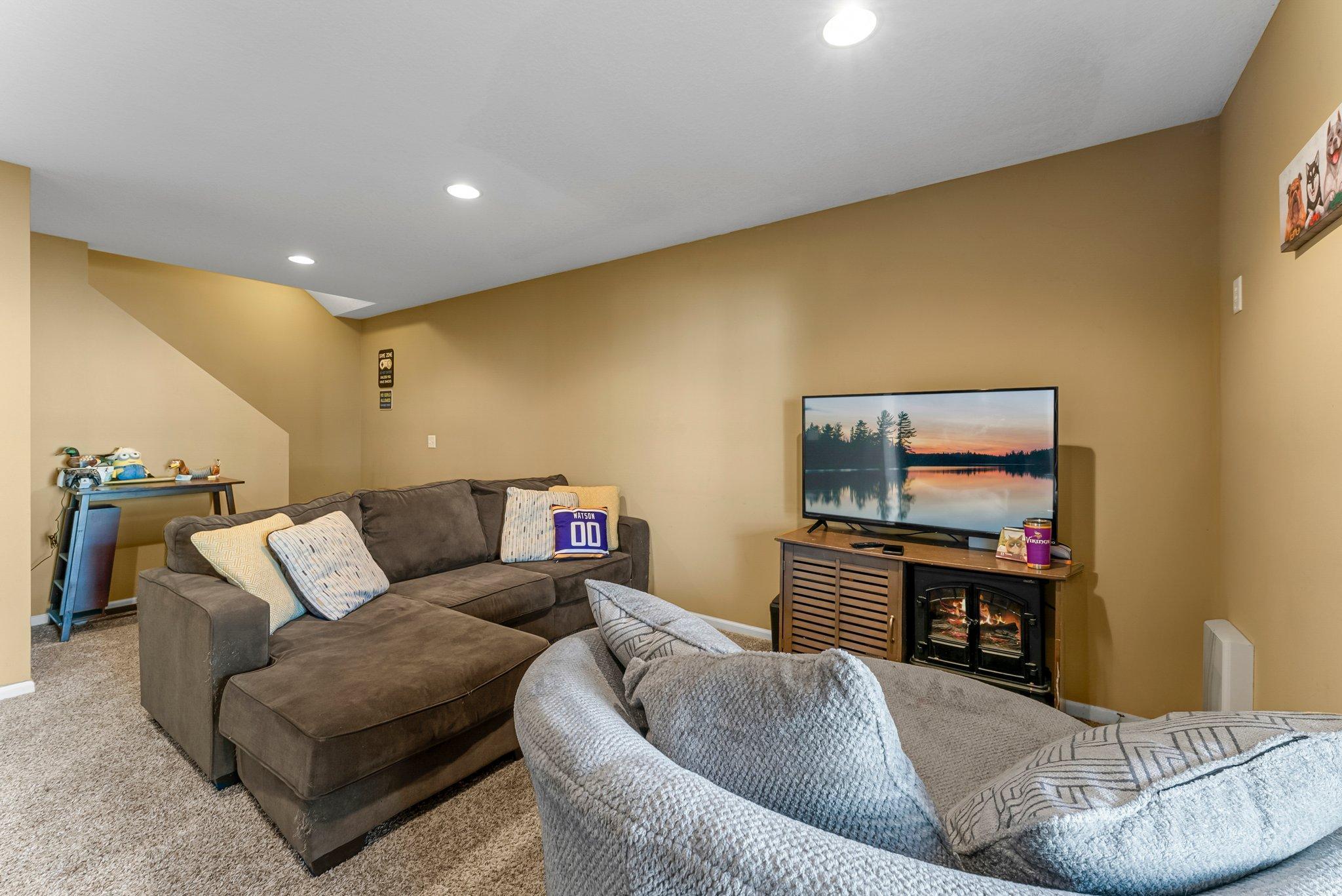 1057 Provence Lane, Waconia, Minnesota image 31