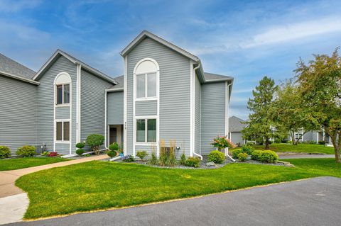 Townhouse For Sale - 479 Mariner Drive<br/> Bayport, MN 55003