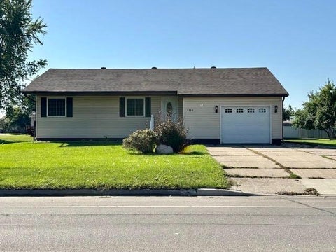 Homes For Sale - 1114 Greenwood Street<br/> Pennington County, Thief River Falls, MN 56701