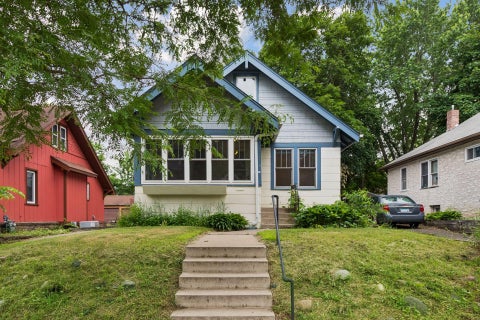 Homes For Sale - 1310 Seminary Avenue<br/> Ramsey County, Saint Paul, MN 55104