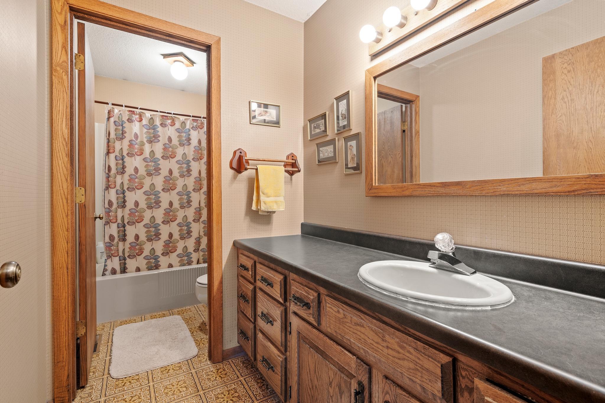 1395 25th Street, Houlton, Wisconsin image 18