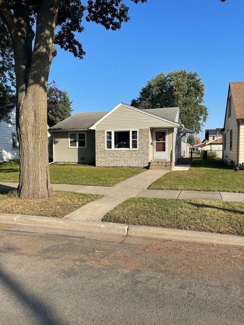 Homes For Sale - 1202 2nd Avenue<br/> Mower County, Austin, MN 55912