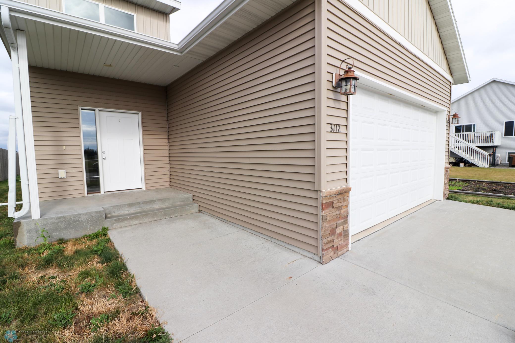 3112 38th Avenue, Moorhead, Minnesota image 2