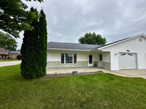 Homes For Sale - 305 E Fillmore<br/> Fillmore County, Mabel, MN 55954