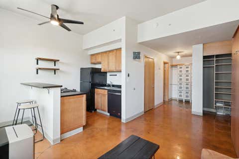 Condo For Rent - 488 Wabasha Street<br/> Saint Paul, MN 55102