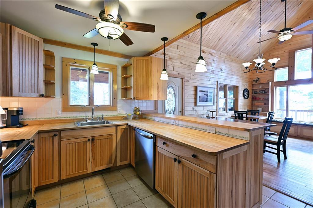 8685 N Brossard Road, Hayward, Wisconsin image 10