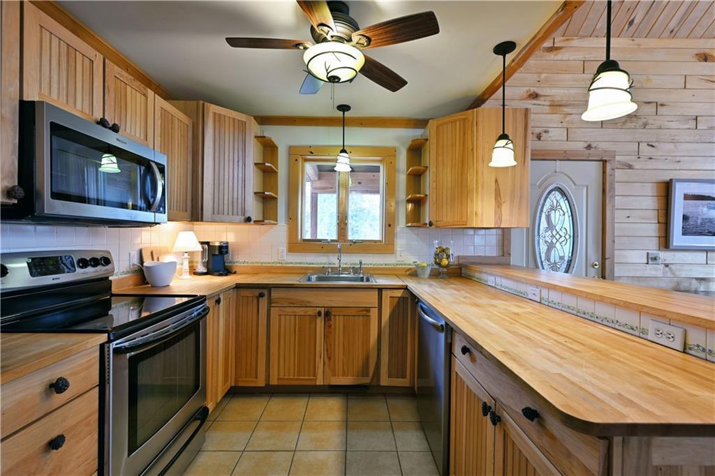 8685 N Brossard Road, Hayward, Wisconsin image 9