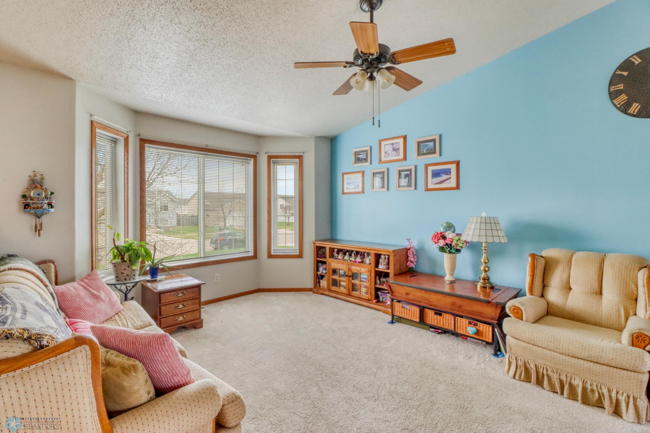 1040 39th Avenue, West Fargo, North Dakota image 8