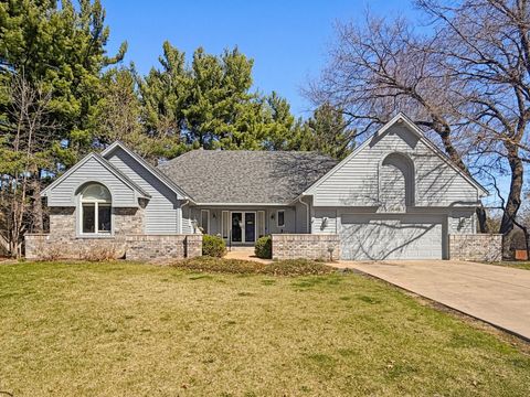 Homes For Sale - 8992 Hidden Meadow Road<br/> Washington County, Woodbury, MN 55125