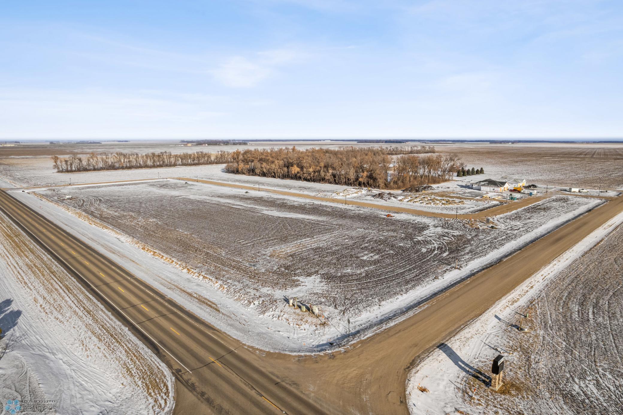 614 Norman Drive Dr, Kindred, North Dakota image 1