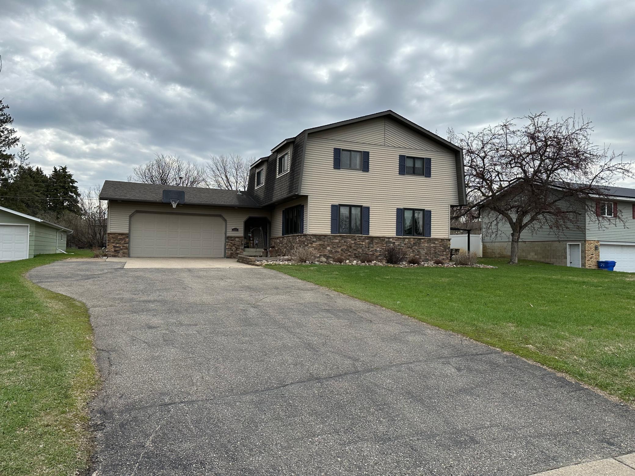 1315 Loring Avenue, Detroit Lakes, Minnesota image 1