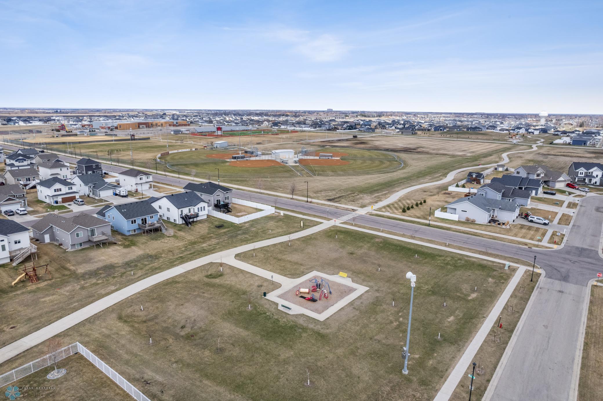 7245 Eagle Pointe Drive, Fargo, North Dakota image 33