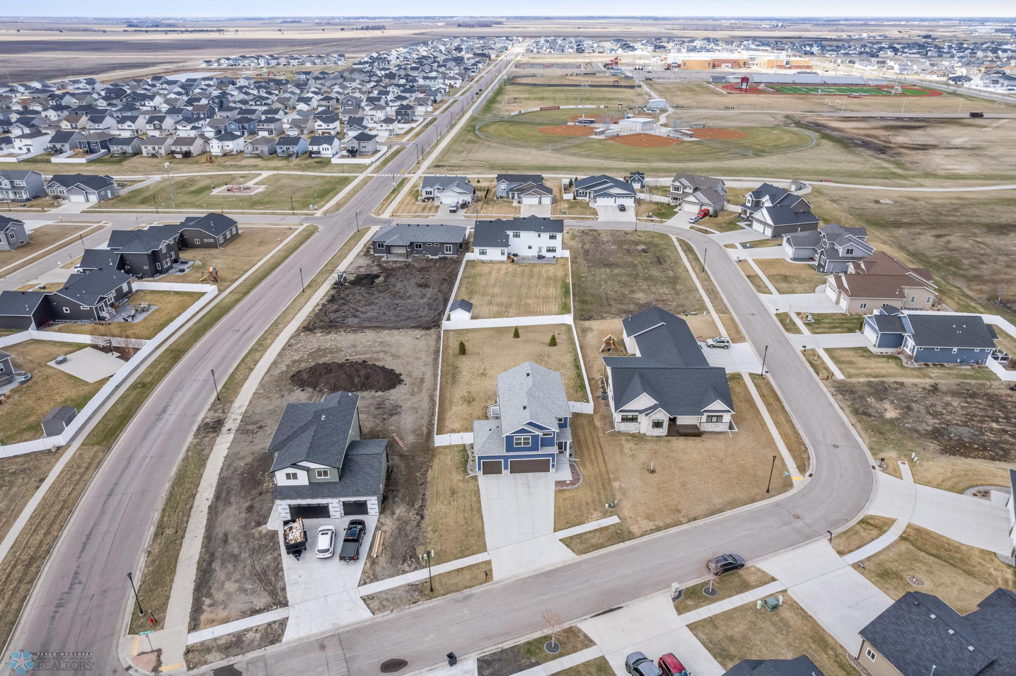 7245 Eagle Pointe Drive, Fargo, North Dakota image 30