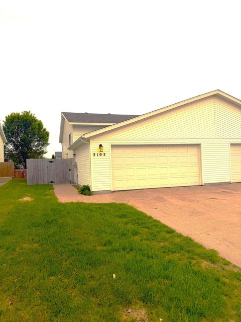 Homes For Sale - 3102 Dakota Park Circle<br/> Cass County, Fargo, ND 58104
