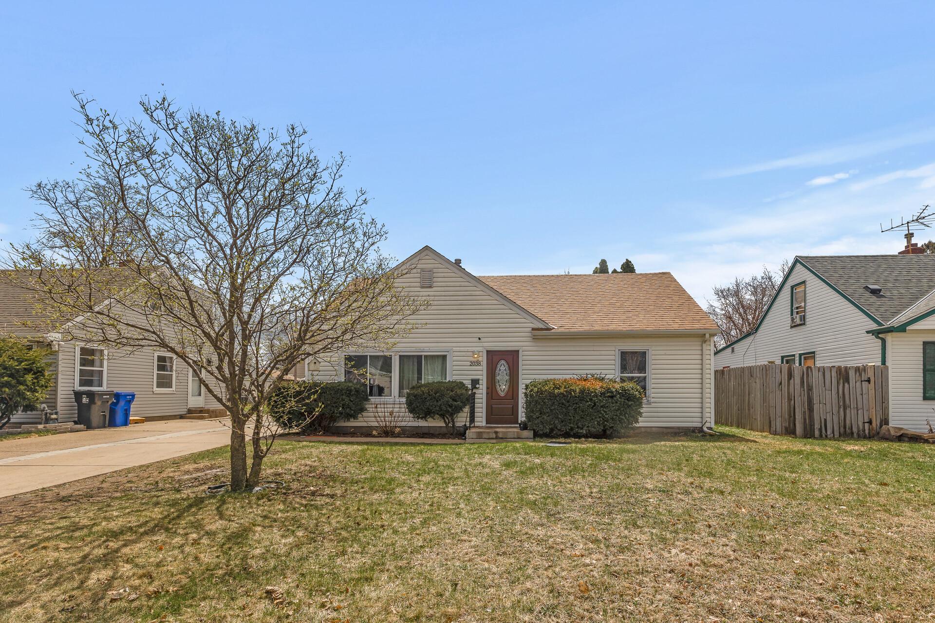 2038 Lacrosse Avenue, Saint Paul, Minnesota image 1